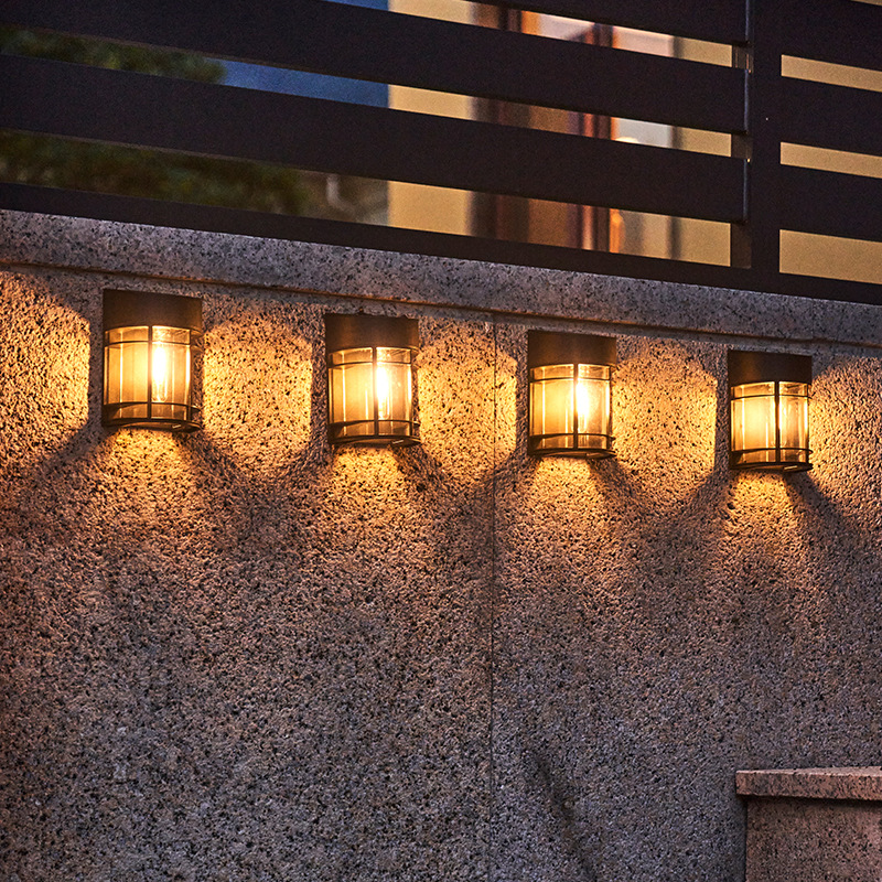 LED Solar Garden Light Outdoor - Smart Garden Fence recensie en prijs